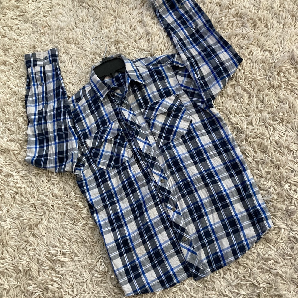 Shirt - Picture 3 of 3